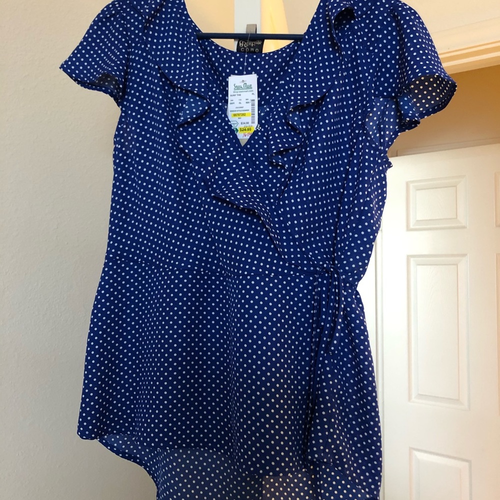 Polka dot shirt. With ruffles and side tie. - Picture 6 of 6